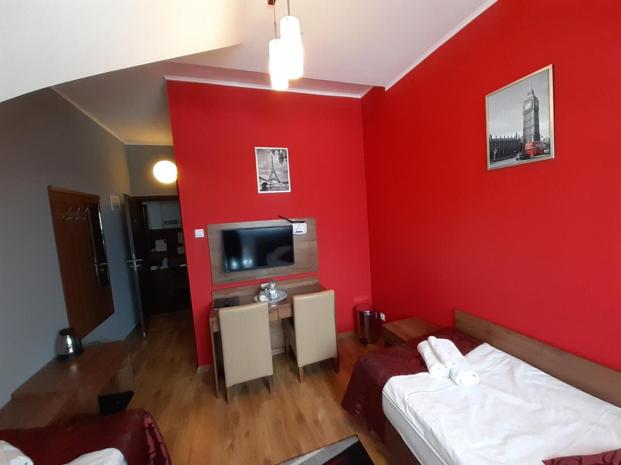 Pensjonat Zielone Wzgorze W Boleslawowie Stronie Slaskie Exterior foto